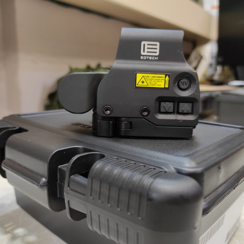 Коллиматорный голографический прицел EOTech EXPS3-2 HWS б/у Коллиматорный голографический прицел EOTech EXPS3-2 HWS б/у