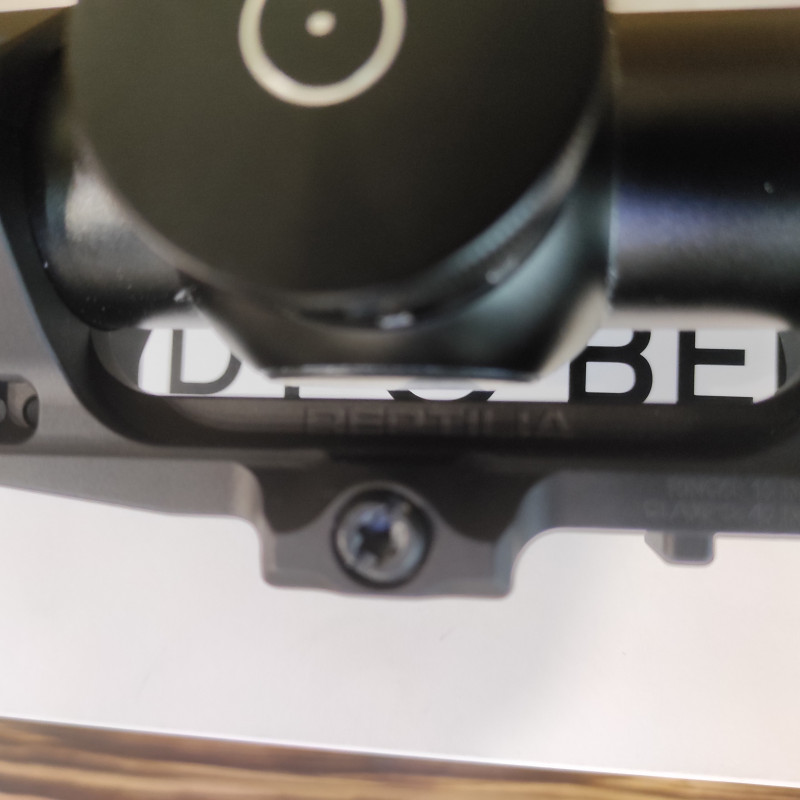 Оптичний приціл Schmidt & Bender 5-25x56 PM II LP, моноблок Reptilia б/в