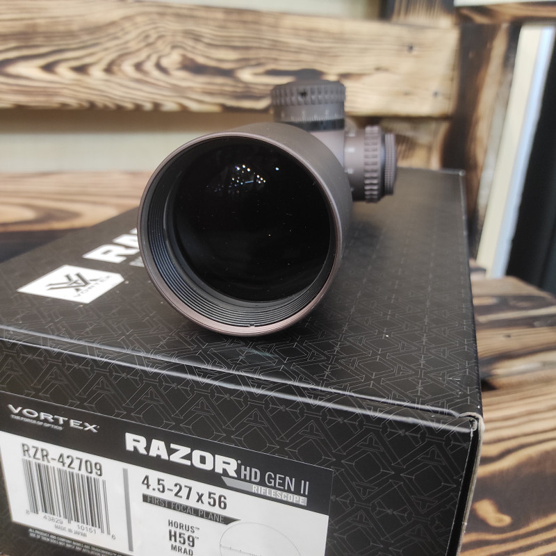 Приціл оптичний Vortex RAZOR HD Gen ll 4.5-27x56 б/в